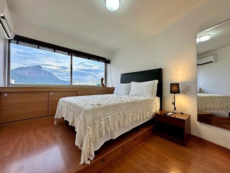 Flat in Leblon with Spectacular View