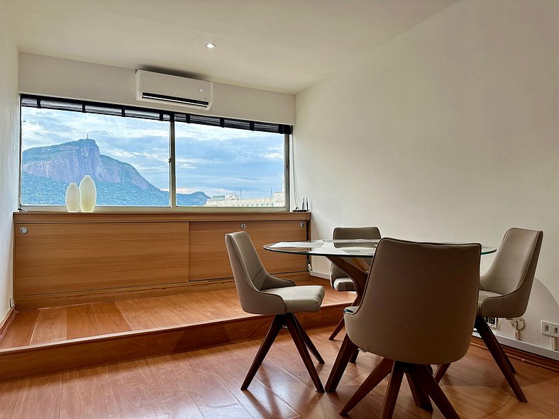 Flat in Leblon with Spectacular View